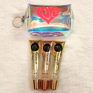 STOCKING STUFFER 3 PACK OF VITAMIN E LIPGLOSS WITH SMALL HEART pouch